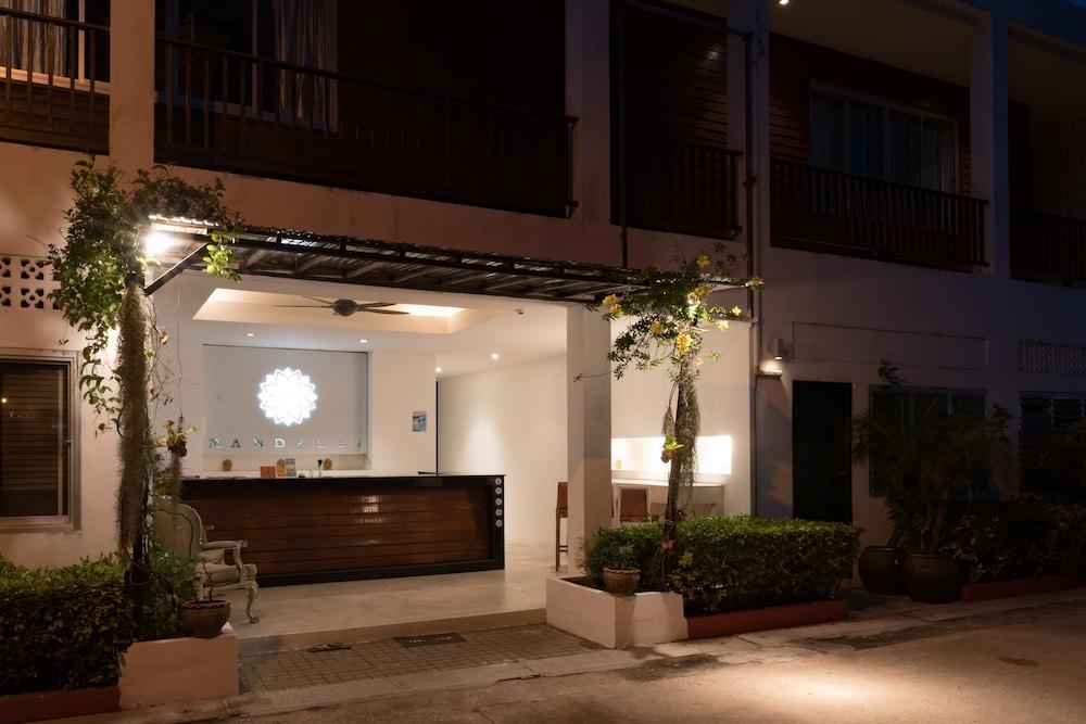 Mandalai Hotel 恰洛克拉姆 外观 照片